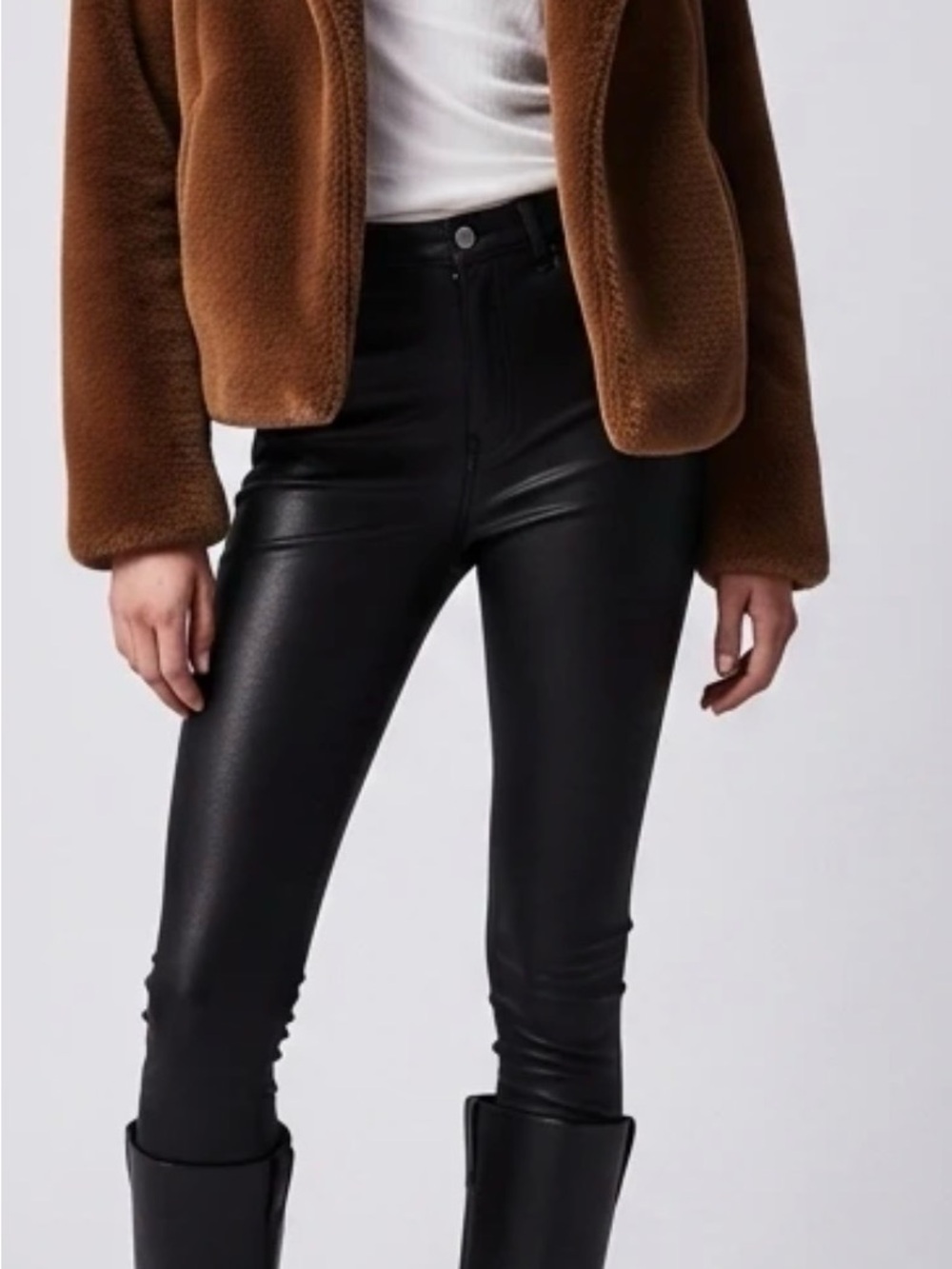 NWT Plush Philosophy Faux Fur Jacket in Chestnut Brown Size M - Picture 2 of 11